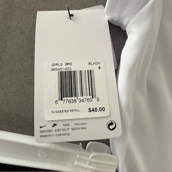 Little Girl Nike Dri-Fit Sz 5 Shorts Rainbow Stripe  and Shirt New with tags - Picture 5 of 6